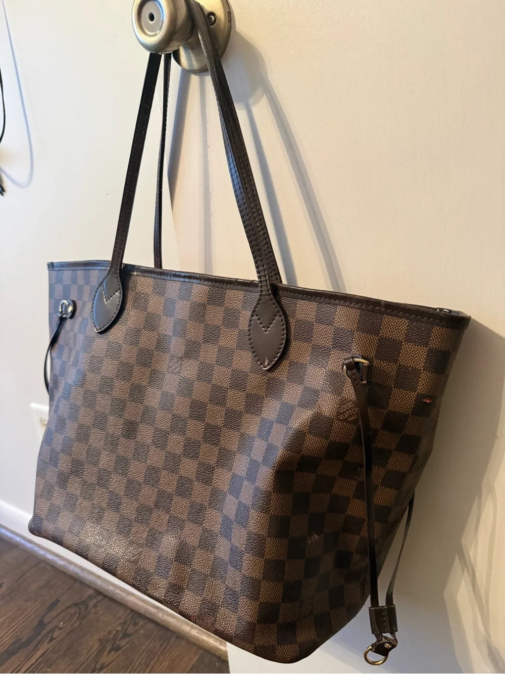 AUTHENTIC Louis Vuitton Brown Damier Ebene Canvas MM Neverfull Tote - Picture 3 of 9